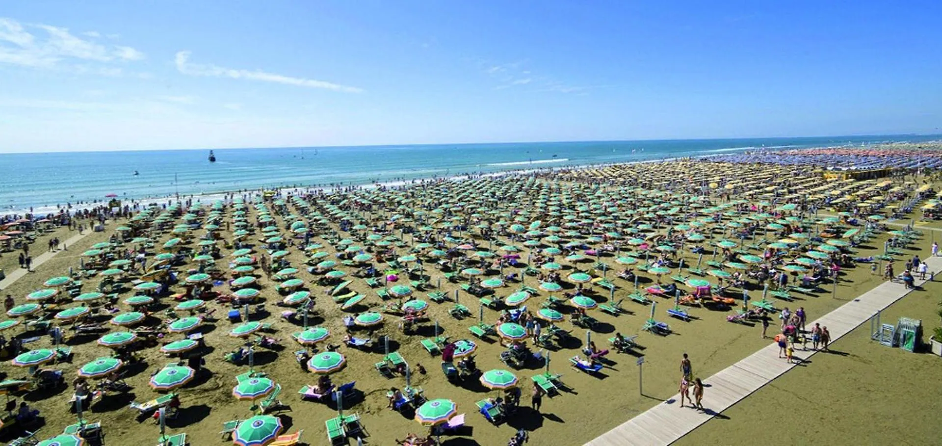 Apartment Beachfront Cozy Flat 1-Bedroom With Balcony Bibione